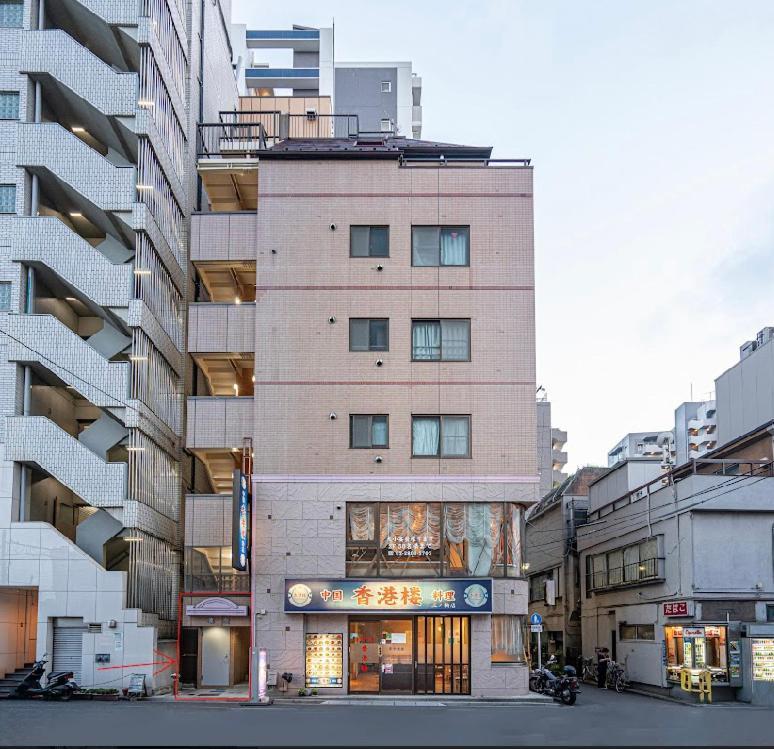 台東区寝室4つと広々吹き抜けリビングのメゾネットタイプのお家 Apartment Präfektur Tokio